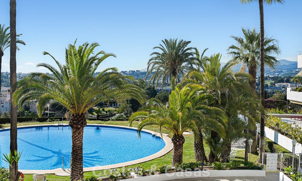 Luxueus gerenoveerd, 3-slaapkamer appartement te koop met panoramisch uitzicht op Marbella’s Golden Mile 784233