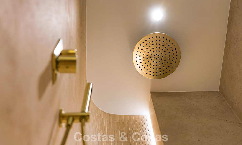 Luxueus gerenoveerd, 3-slaapkamer appartement te koop met panoramisch uitzicht op Marbella’s Golden Mile 784250