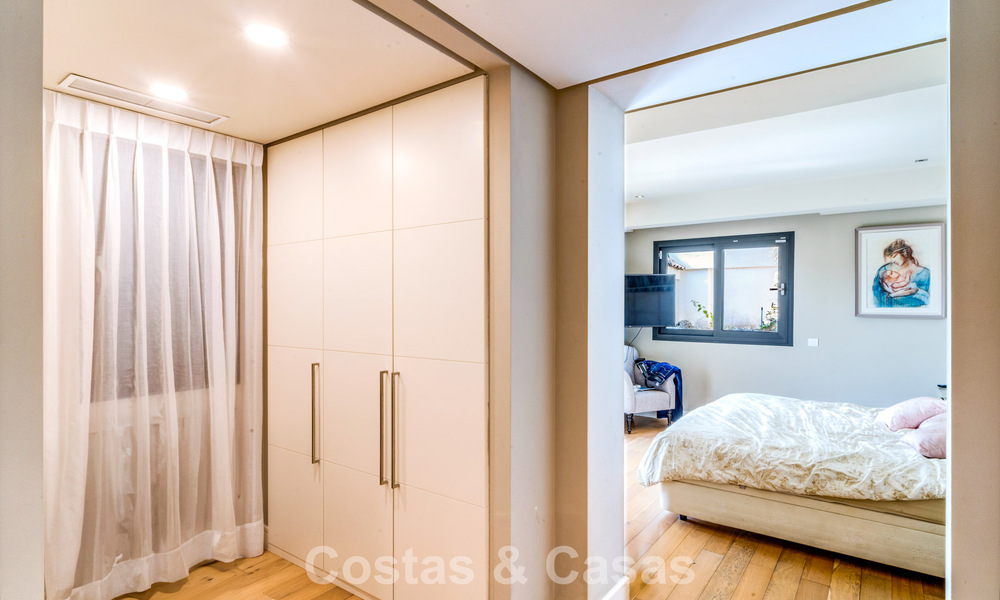 Prachtige, moderne, mediterrane villa te koop in een beveiligd exclusief complex op de Golden Mile van Marbella 784271