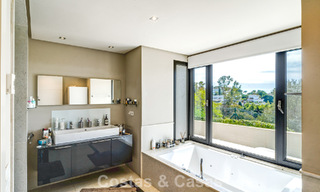 Prachtige, moderne, mediterrane villa te koop in een beveiligd exclusief complex op de Golden Mile van Marbella 784302 