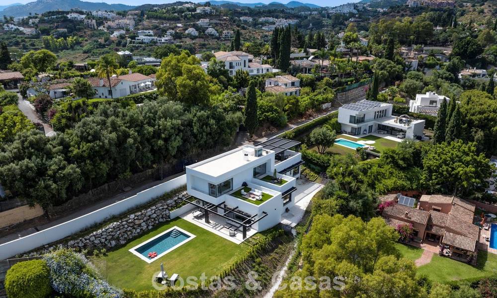 Contemporaine luxevilla te koop in de groene heuvels nabij San Pedro in Marbella - Benahavis 784315