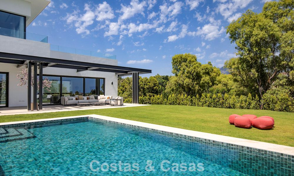 Contemporaine luxevilla te koop in de groene heuvels nabij San Pedro in Marbella - Benahavis 784319