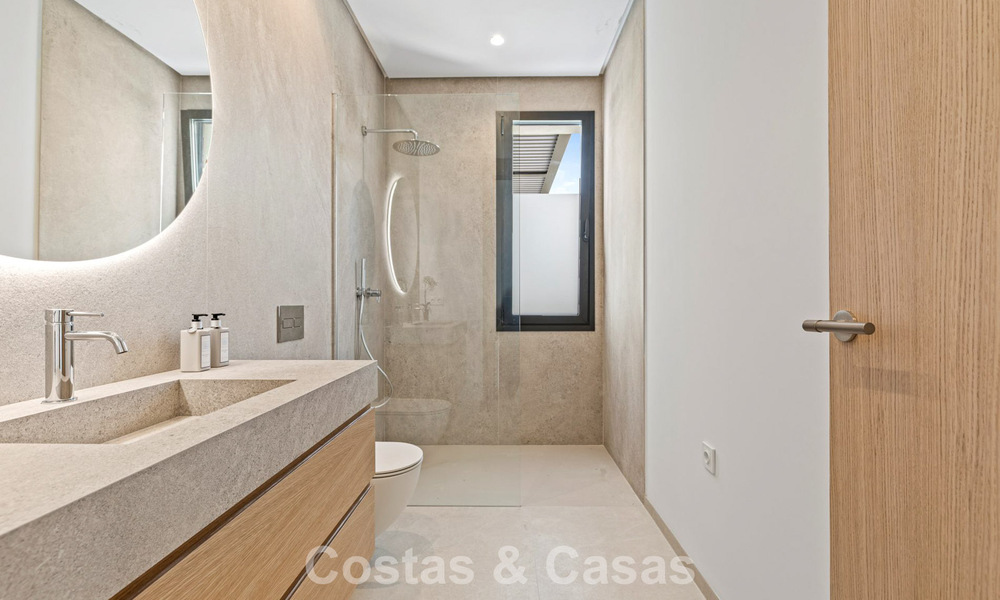 Contemporaine luxevilla te koop in de groene heuvels nabij San Pedro in Marbella - Benahavis 784326