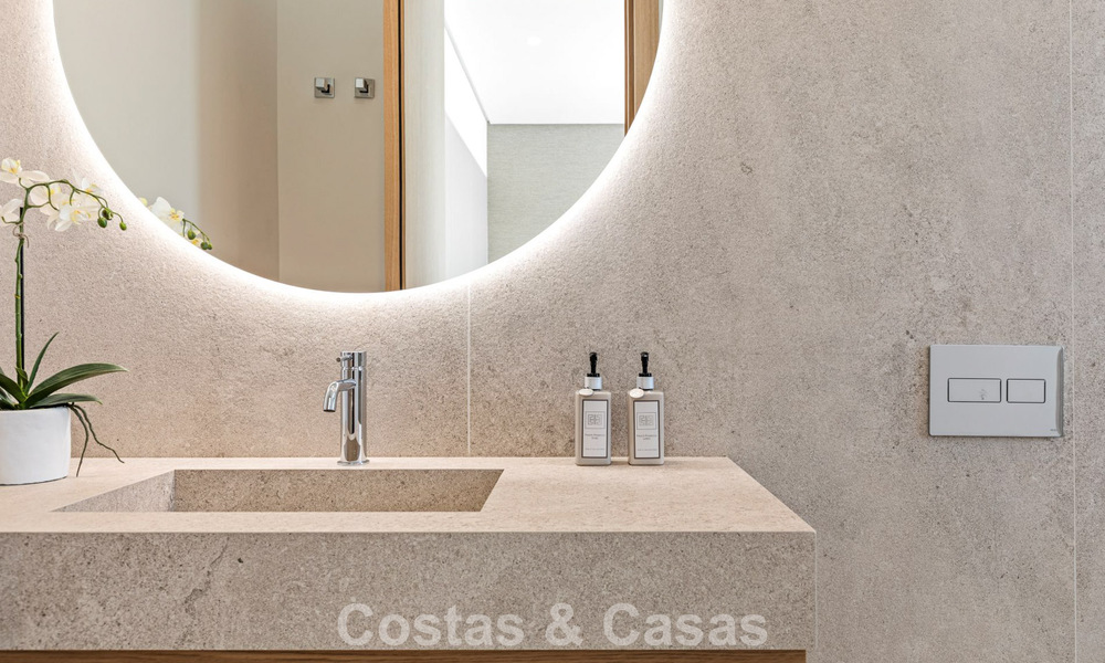 Contemporaine luxevilla te koop in de groene heuvels nabij San Pedro in Marbella - Benahavis 784331