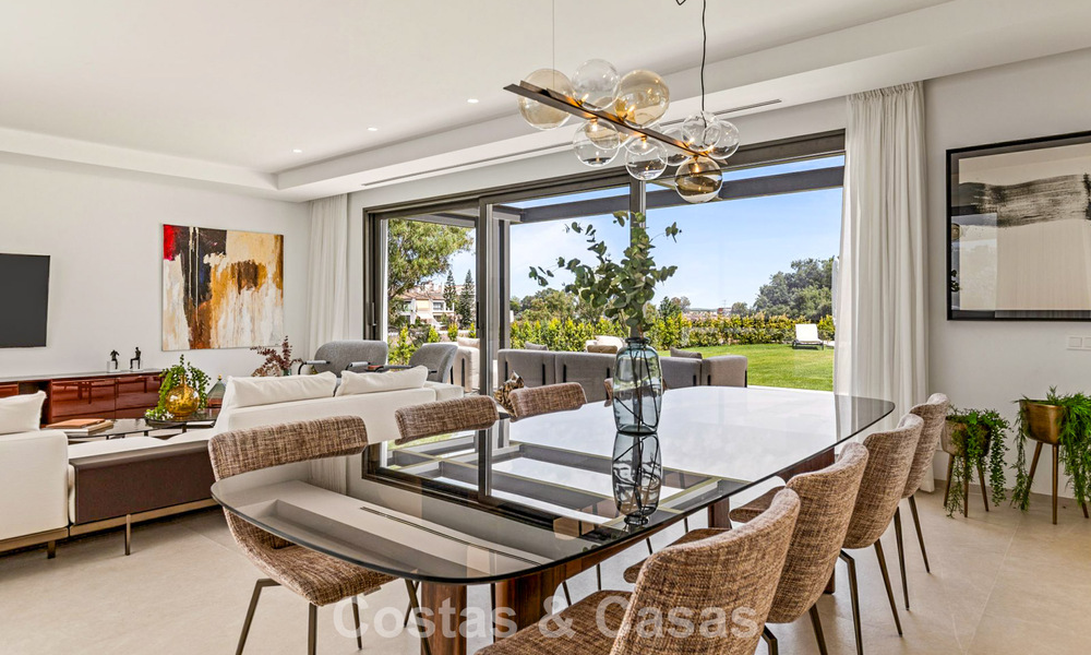 Contemporaine luxevilla te koop in de groene heuvels nabij San Pedro in Marbella - Benahavis 784351