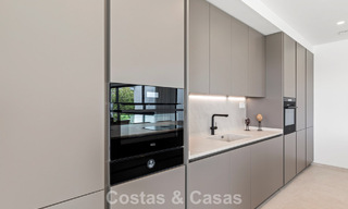 Contemporaine luxevilla te koop in de groene heuvels nabij San Pedro in Marbella - Benahavis 784354 