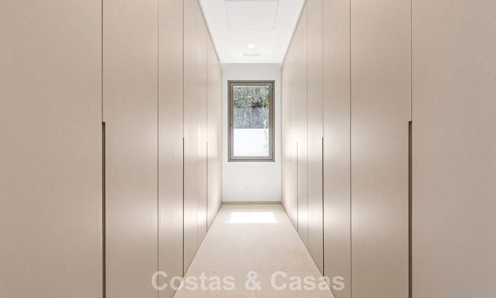 Contemporaine luxevilla te koop in de groene heuvels nabij San Pedro in Marbella - Benahavis 784364