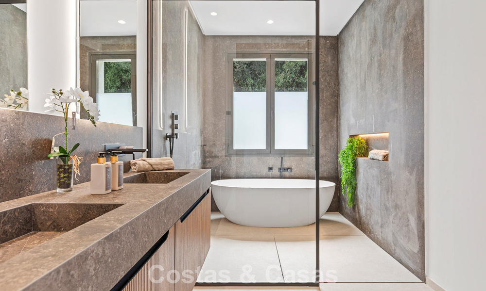 Contemporaine luxevilla te koop in de groene heuvels nabij San Pedro in Marbella - Benahavis 784365