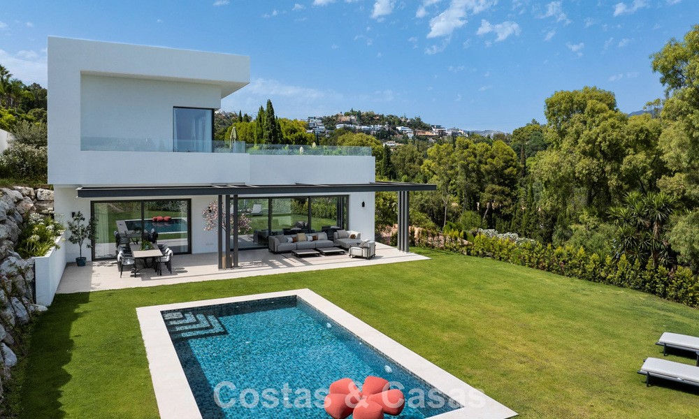 Contemporaine luxevilla te koop in de groene heuvels nabij San Pedro in Marbella - Benahavis 784370