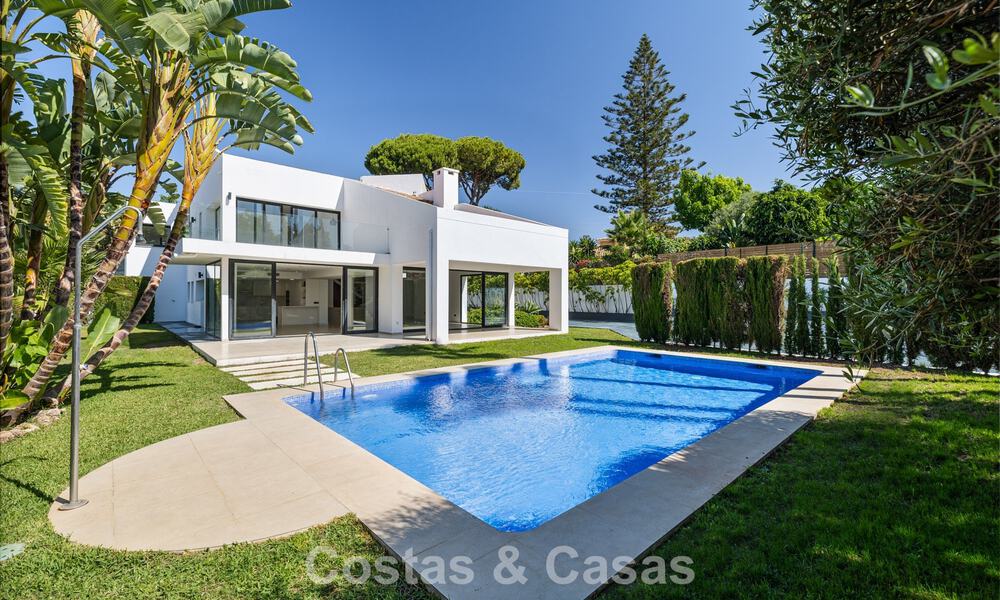 Villa met mediterrane charme en moderne touche te koop vlak bij het centrum van San Pedro, Marbella 784387