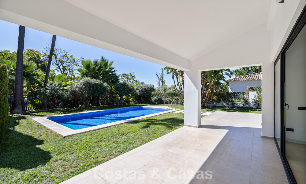 Villa met mediterrane charme en moderne touche te koop vlak bij het centrum van San Pedro, Marbella 784394