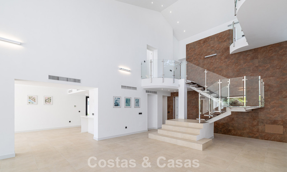 Villa met mediterrane charme en moderne touche te koop vlak bij het centrum van San Pedro, Marbella 784403