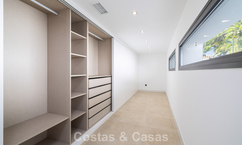 Villa met mediterrane charme en moderne touche te koop vlak bij het centrum van San Pedro, Marbella 784408