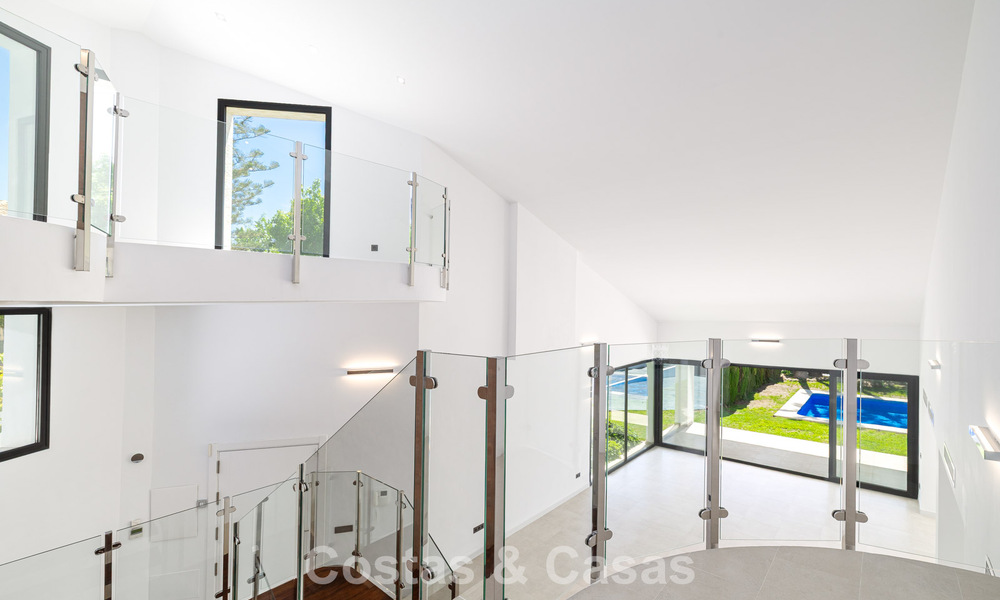 Villa met mediterrane charme en moderne touche te koop vlak bij het centrum van San Pedro, Marbella 784410