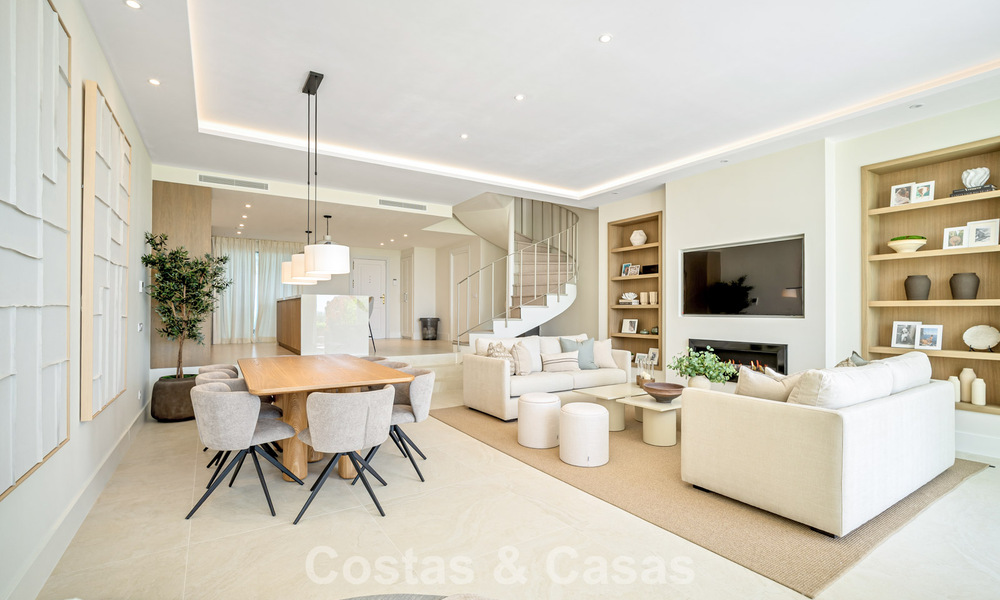 Schitterend gerenoveerd herenhuis te koop eerstelijns La Quinta golf in Marbella - Benahavis 784546