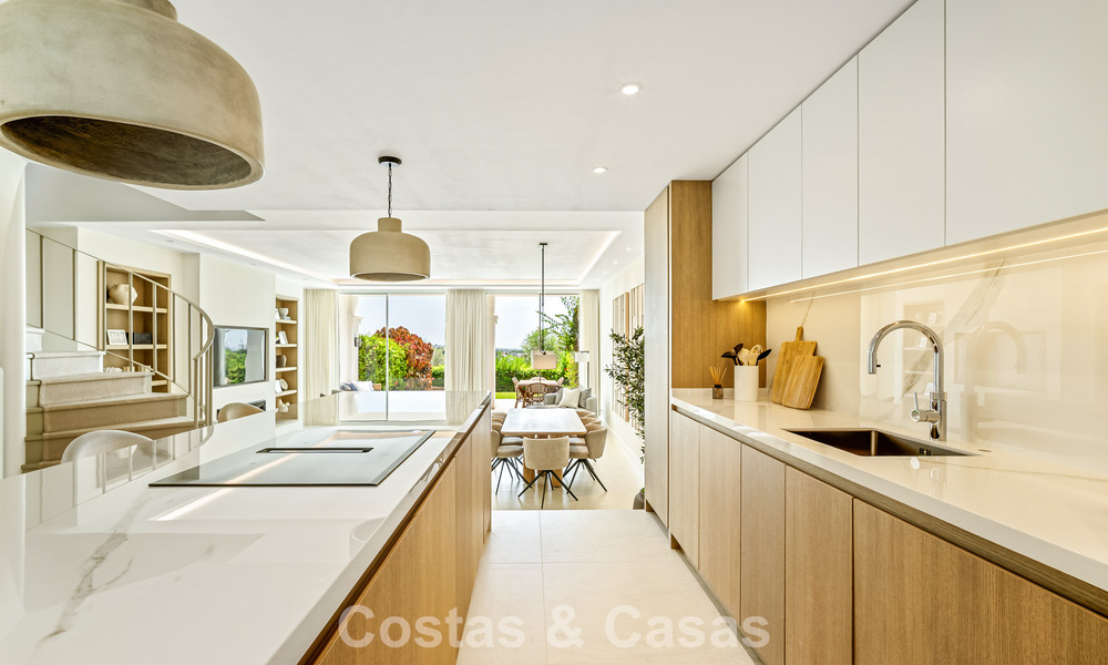 Schitterend gerenoveerd herenhuis te koop eerstelijns La Quinta golf in Marbella - Benahavis 784549