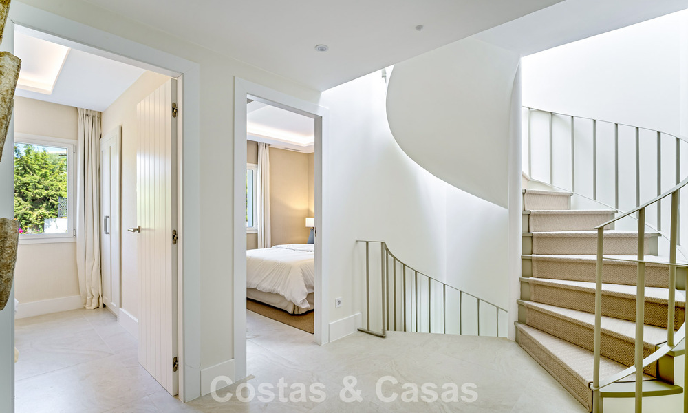 Schitterend gerenoveerd herenhuis te koop eerstelijns La Quinta golf in Marbella - Benahavis 784559