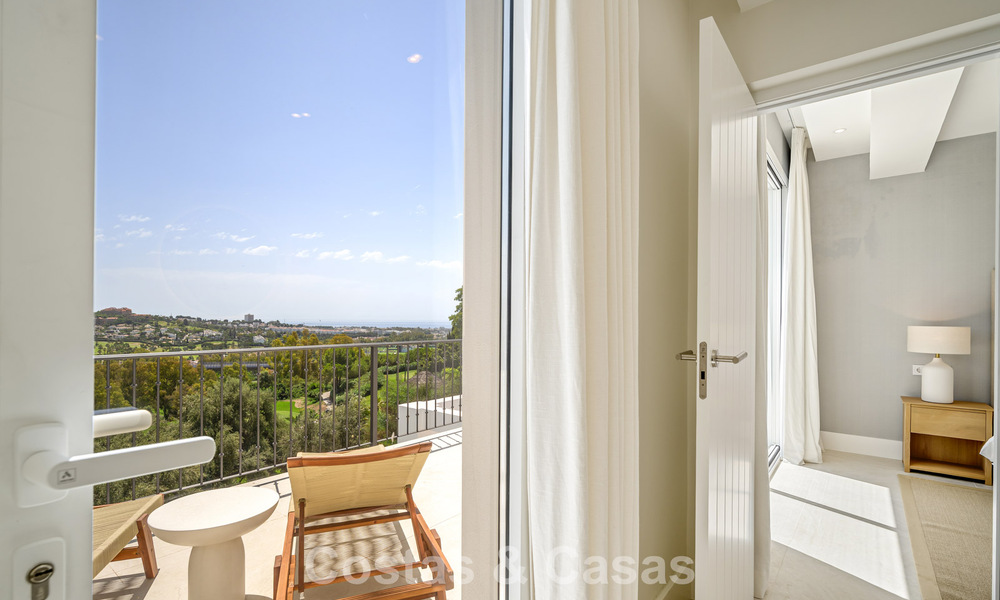 Schitterend gerenoveerd herenhuis te koop eerstelijns La Quinta golf in Marbella - Benahavis 784572