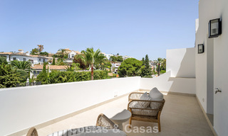 Schitterend gerenoveerd herenhuis te koop eerstelijns La Quinta golf in Marbella - Benahavis 784575 