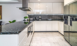 Luxueus appartement te koop in het toonaangevende Puente Romano resort op Marbella’s Golden Mile 784655 