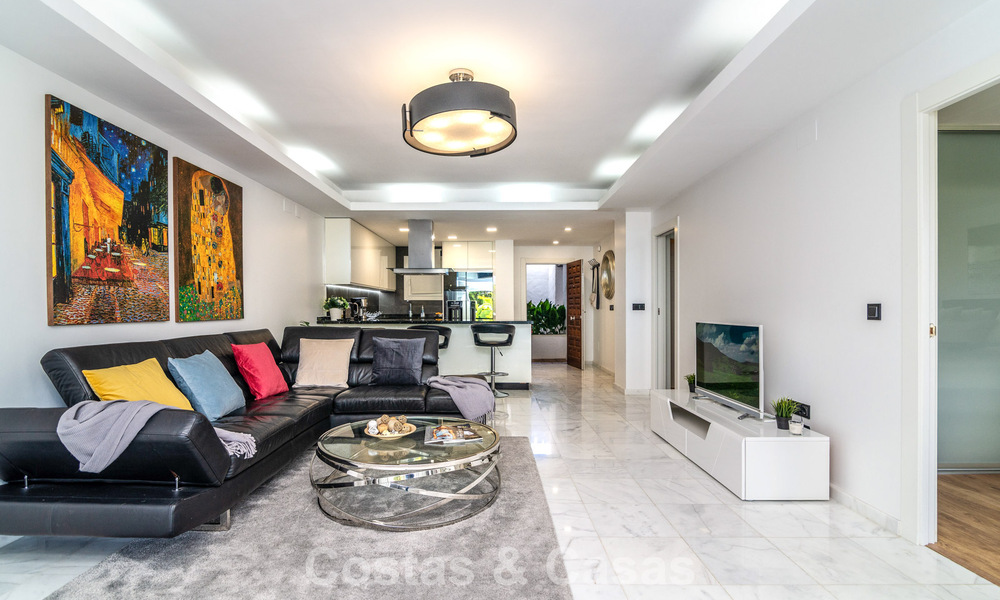Luxueus appartement te koop in het toonaangevende Puente Romano resort op Marbella’s Golden Mile 784659