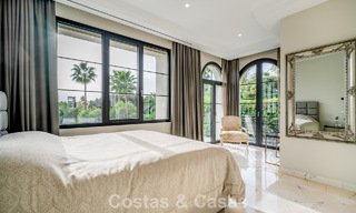 Indrukwekkende villa met authentieke architectuur en zeezicht te koop in Sierra Blanca op Marbella’s Golden Mile 784622 