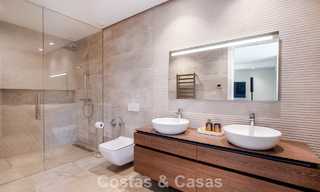 Indrukwekkende villa met authentieke architectuur en zeezicht te koop in Sierra Blanca op Marbella’s Golden Mile 784627 
