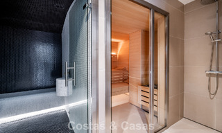Indrukwekkende villa met authentieke architectuur en zeezicht te koop in Sierra Blanca op Marbella’s Golden Mile 784628 