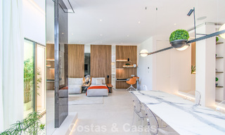 Hoogwaardig gerenoveerde strandwoning met prachtig zeezicht te koop op de Golden Mile van Marbella 784702 