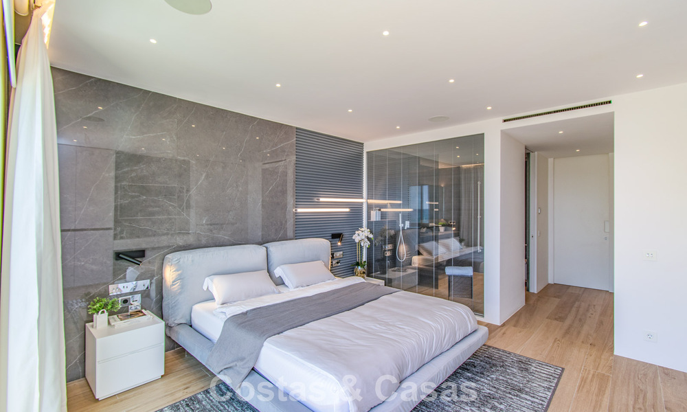 Hoogwaardig gerenoveerde strandwoning met prachtig zeezicht te koop op de Golden Mile van Marbella 784714