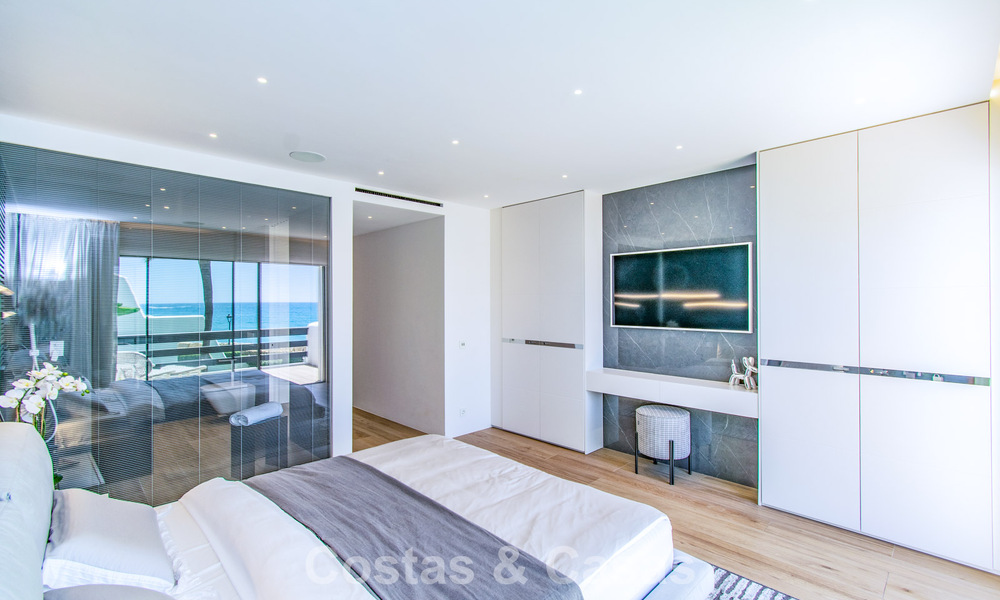 Hoogwaardig gerenoveerde strandwoning met prachtig zeezicht te koop op de Golden Mile van Marbella 784715