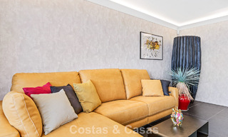 Gemoderniseerd luxe appartement met panoramische zeezicht te koop in Golfresort te Marbella - Benahavis 784848 