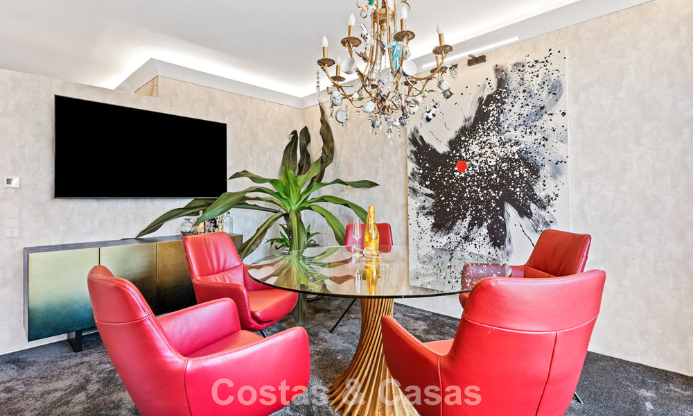 Gemoderniseerd luxe appartement met panoramische zeezicht te koop in Golfresort te Marbella - Benahavis 784849