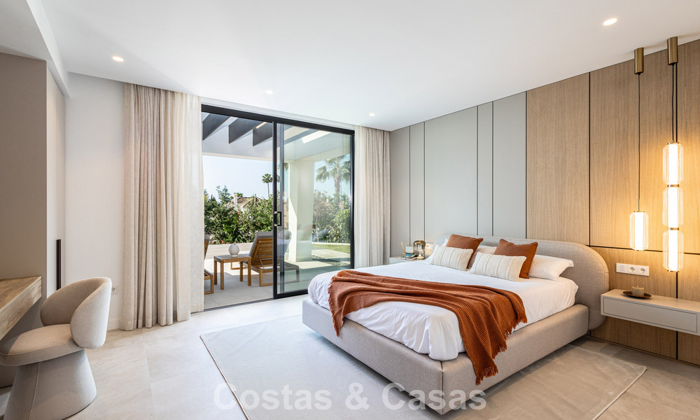 Modernistische gelijkvloerse luxevilla te koop, in Nueva Andalucia, Marbella 799818