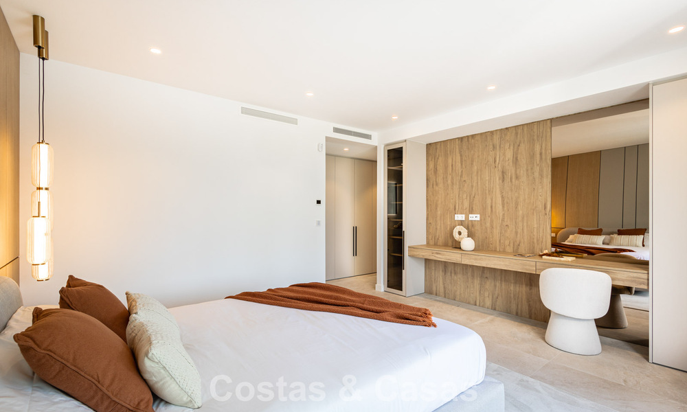 Modernistische gelijkvloerse luxevilla te koop, in Nueva Andalucia, Marbella 799819