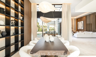 Modernistische gelijkvloerse luxevilla te koop, in Nueva Andalucia, Marbella 799824 