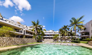 Innovatieve off-plan appartementen te koop op loopafstand van voorzieningen en het strand in Estepona, Costa de Sol 784922 