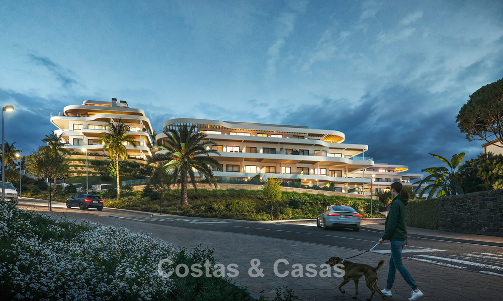 Lancering! Stijlvolle appartementen met panoramisch zeezicht te koop, eerstelijnsgolf in Mijas Costa, Costa del Sol 785000