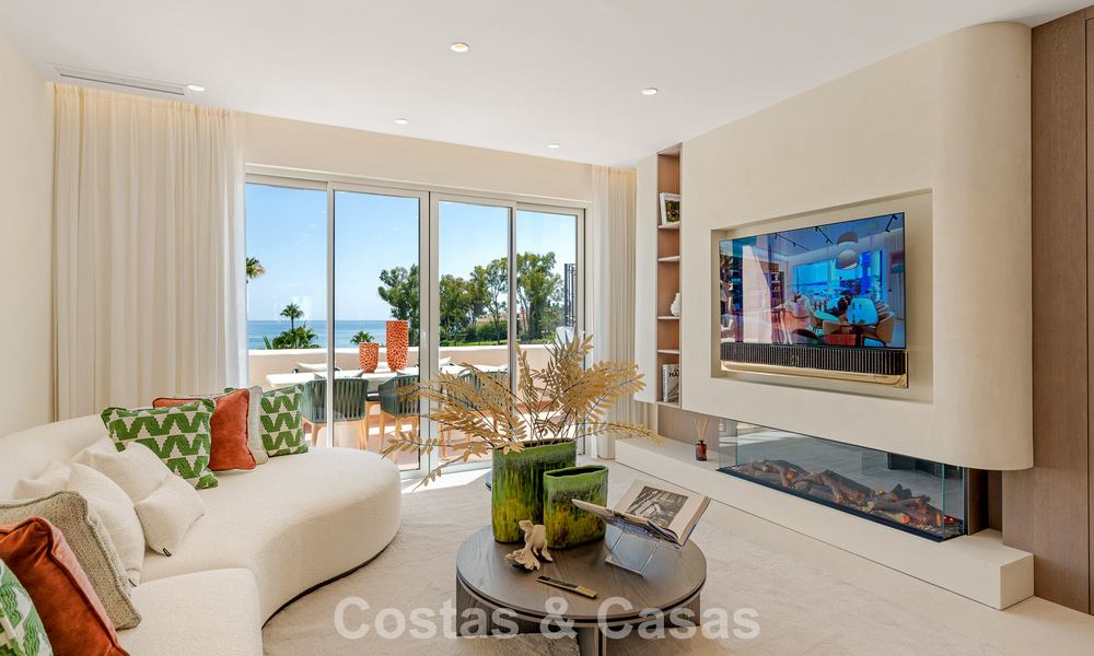 Luxe penthouse met zeezicht te koop in een gated strandcomplex op de New Golden Mile tussen Marbella en Estepona 785066