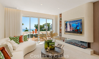 Luxe penthouse met zeezicht te koop in een gated strandcomplex op de New Golden Mile tussen Marbella en Estepona 785066 