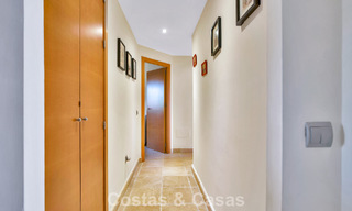 Instapklaar, 3-slaapkamer appartement te koop met zicht op de tuin en de zee in Los Flamingos Golf Resort in Marbella - Benahavis 785084 