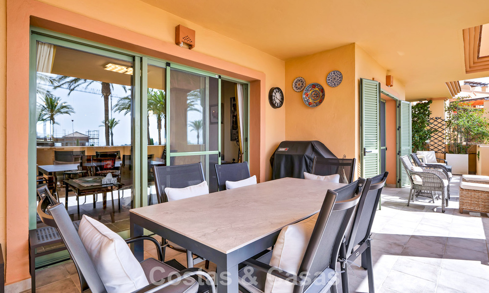 Instapklaar, 3-slaapkamer appartement te koop met zicht op de tuin en de zee in Los Flamingos Golf Resort in Marbella - Benahavis 785091