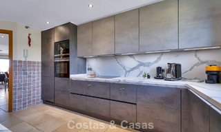 Instapklaar, 3-slaapkamer appartement te koop met zicht op de tuin en de zee in Los Flamingos Golf Resort in Marbella - Benahavis 785100 