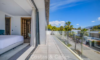 Instapklare, contemporaine luxevilla te koop aan de golfbaan op de New Golden Mile, Marbella - Estepona 785135 