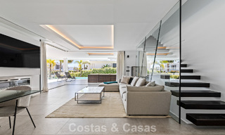 Instapklare, contemporaine luxevilla te koop aan de golfbaan op de New Golden Mile, Marbella - Estepona 785179 