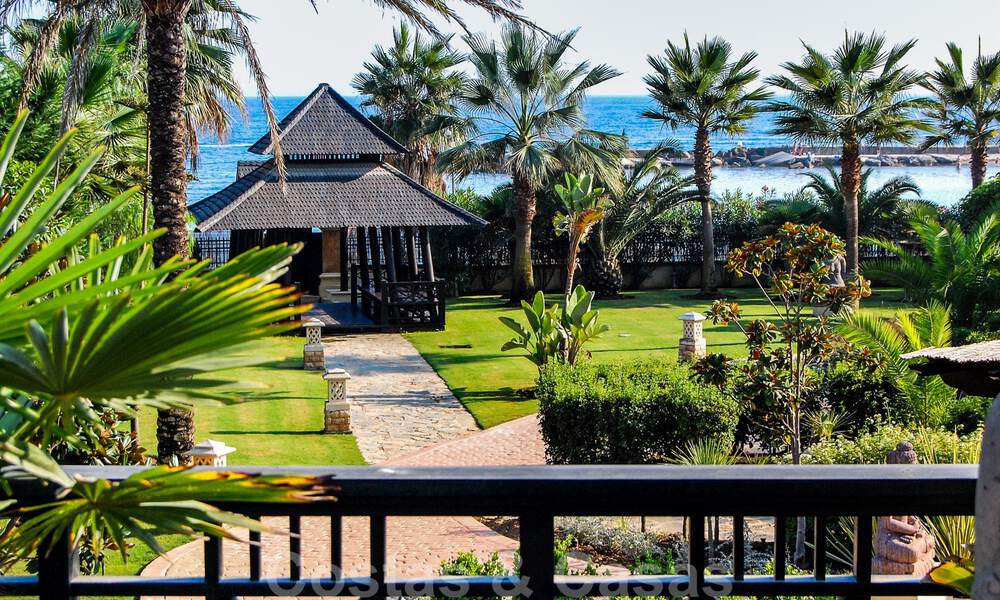Ruim 3-slaapkamer appartement te koop in een high-end strandcomplex in Puerto Banus, Marbella 785206