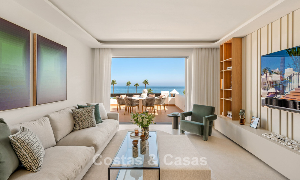 Gerenoveerd penthouse met zeezicht te koop aan het strand op de New Golden Mile tussen Marbella en Estepona 785277
