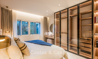 Gerenoveerd penthouse met zeezicht te koop aan het strand op de New Golden Mile tussen Marbella en Estepona 785290 
