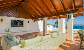 Gerenoveerd penthouse met zeezicht te koop aan het strand op de New Golden Mile tussen Marbella en Estepona 785295 