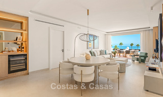Gerenoveerd penthouse met zeezicht te koop aan het strand op de New Golden Mile tussen Marbella en Estepona 785303 